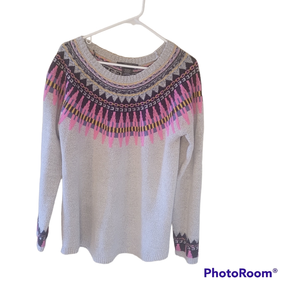 Gray, pink, gold,and blue United States sweaters. Size XL